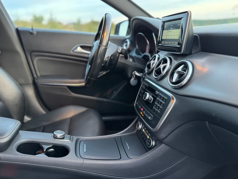 Mercedes-Benz CLA 250 AMG PACK 4Matic, снимка 6 - Автомобили и джипове - 52647094