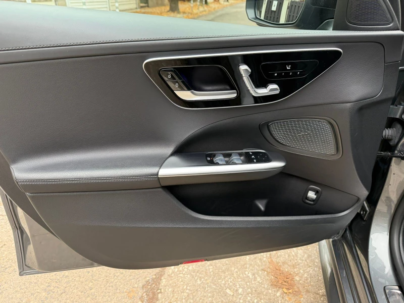 Mercedes-Benz C 220 d AMG Line, снимка 14 - Автомобили и джипове - 52307800