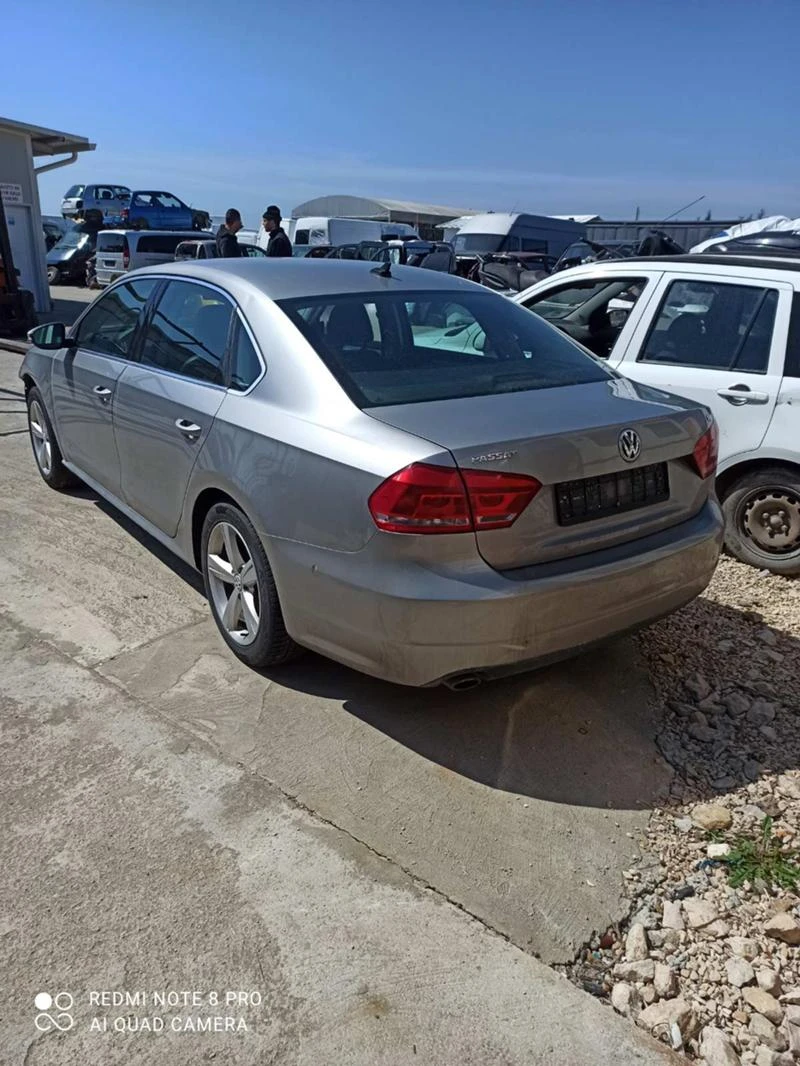 VW Passat 2.5 se, снимка 1 - Автомобили и джипове - 32721486