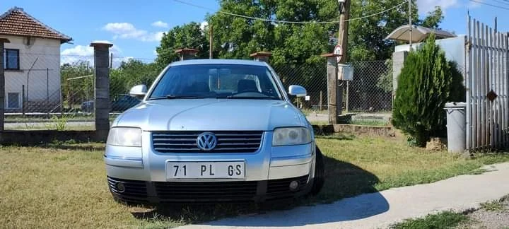 VW Passat, снимка 1 - Автомобили и джипове - 47337248