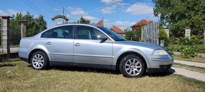 VW Passat, снимка 6 - Автомобили и джипове - 47337248