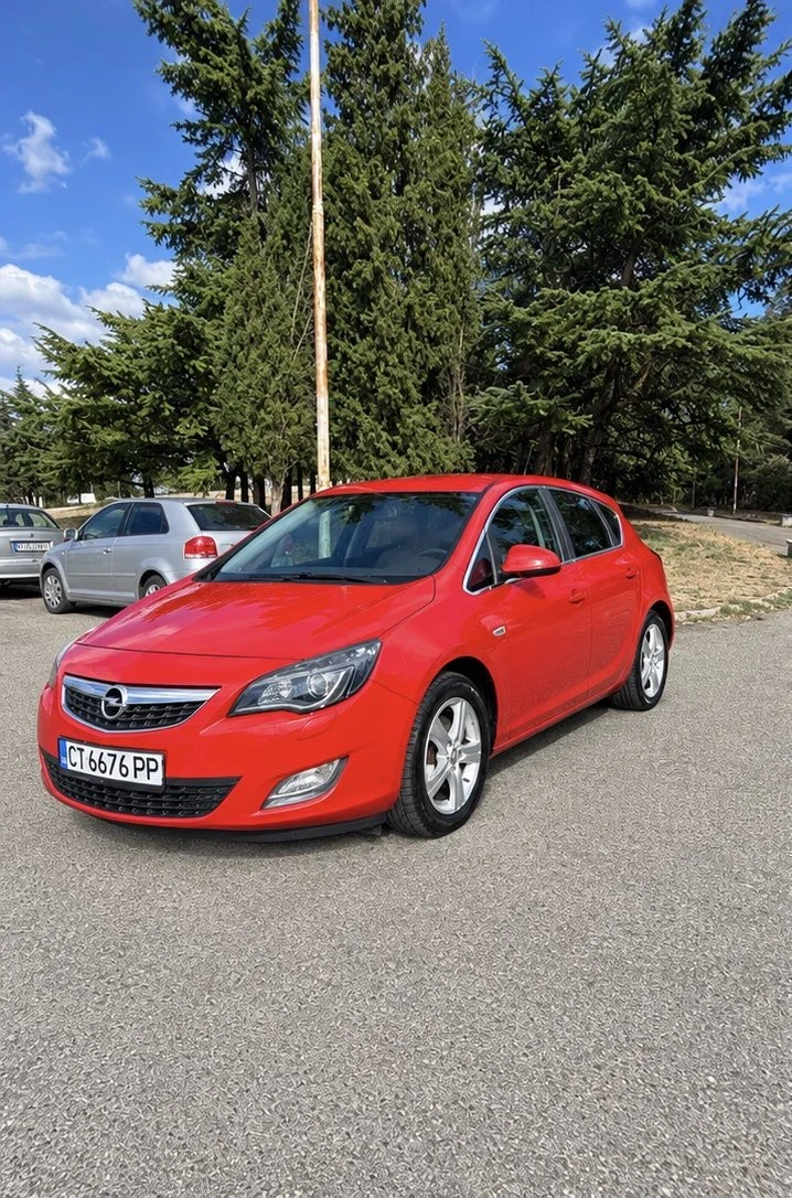 Opel Astra 1.7cdti 110k