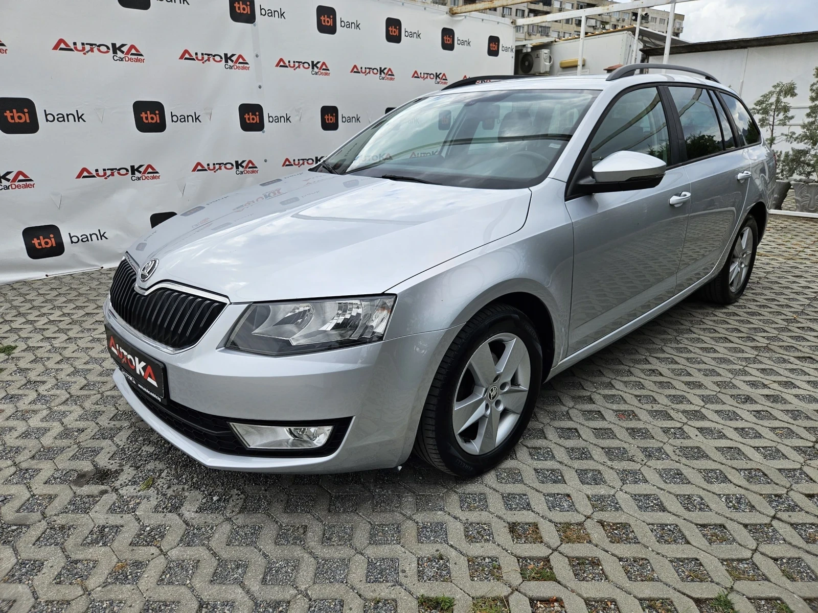 Skoda Octavia 1.6TDI-105кс= 4х4= 6СКОРОСТИ= START/STOP= NAVI - изображение 6