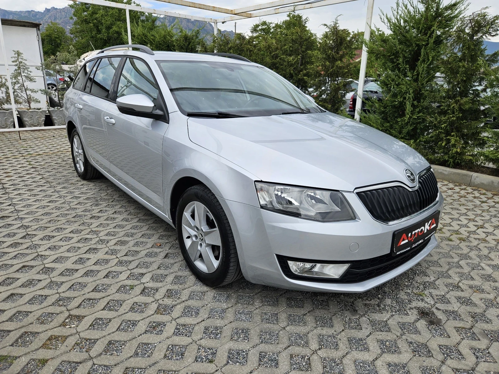 Skoda Octavia 1.6TDI-105кс= 4х4= 6СКОРОСТИ= START/STOP= NAVI - изображение 2