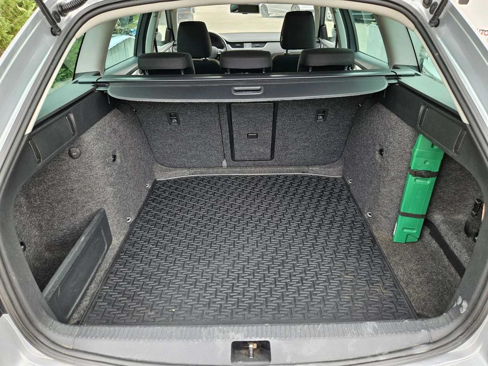 Skoda Octavia 1.6TDI-105кс= 4х4= 6СКОРОСТИ= START/STOP= NAVI - изображение 10
