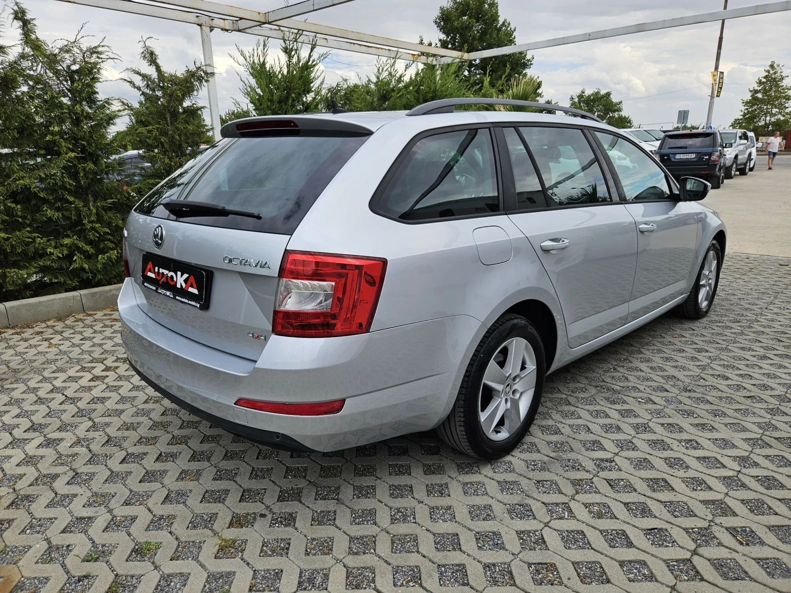 Skoda Octavia 1.6TDI-105кс= 4х4= 6СКОРОСТИ= START/STOP= NAVI - изображение 3