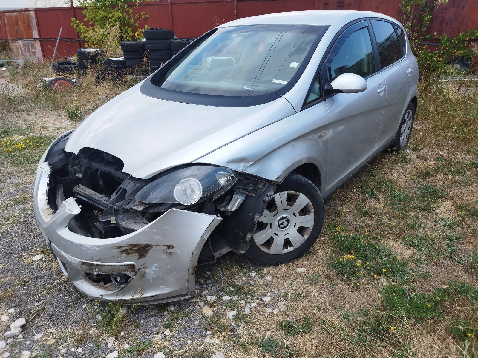 Seat Altea 1.6i-102кс - изображение 2