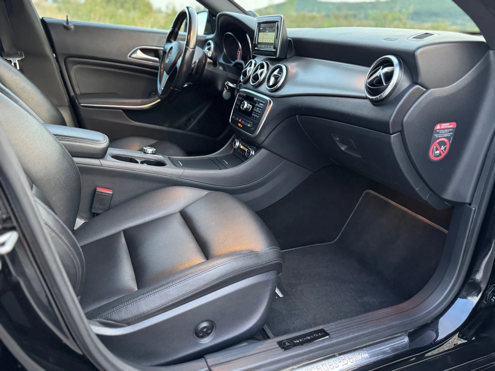 Mercedes-Benz CLA 250 AMG PACK 4Matic - изображение 5