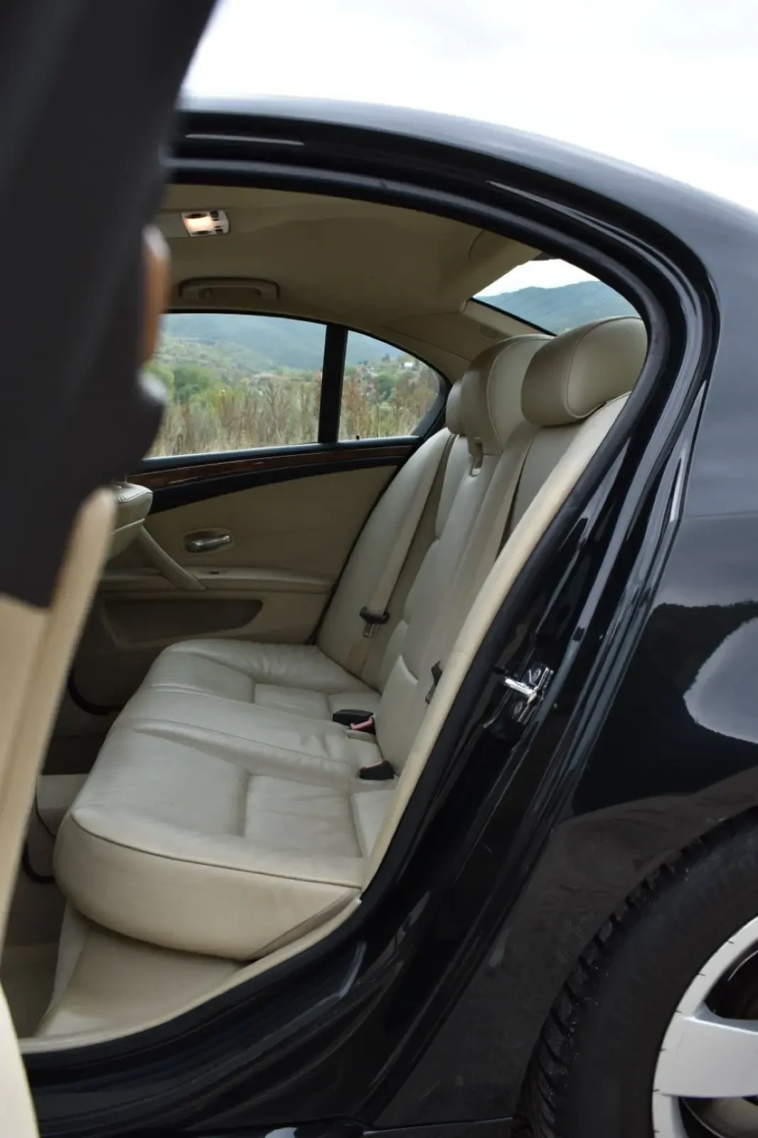 BMW 520  - изображение 10