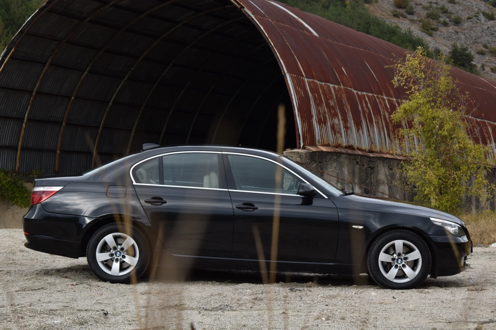 BMW 520  - изображение 6