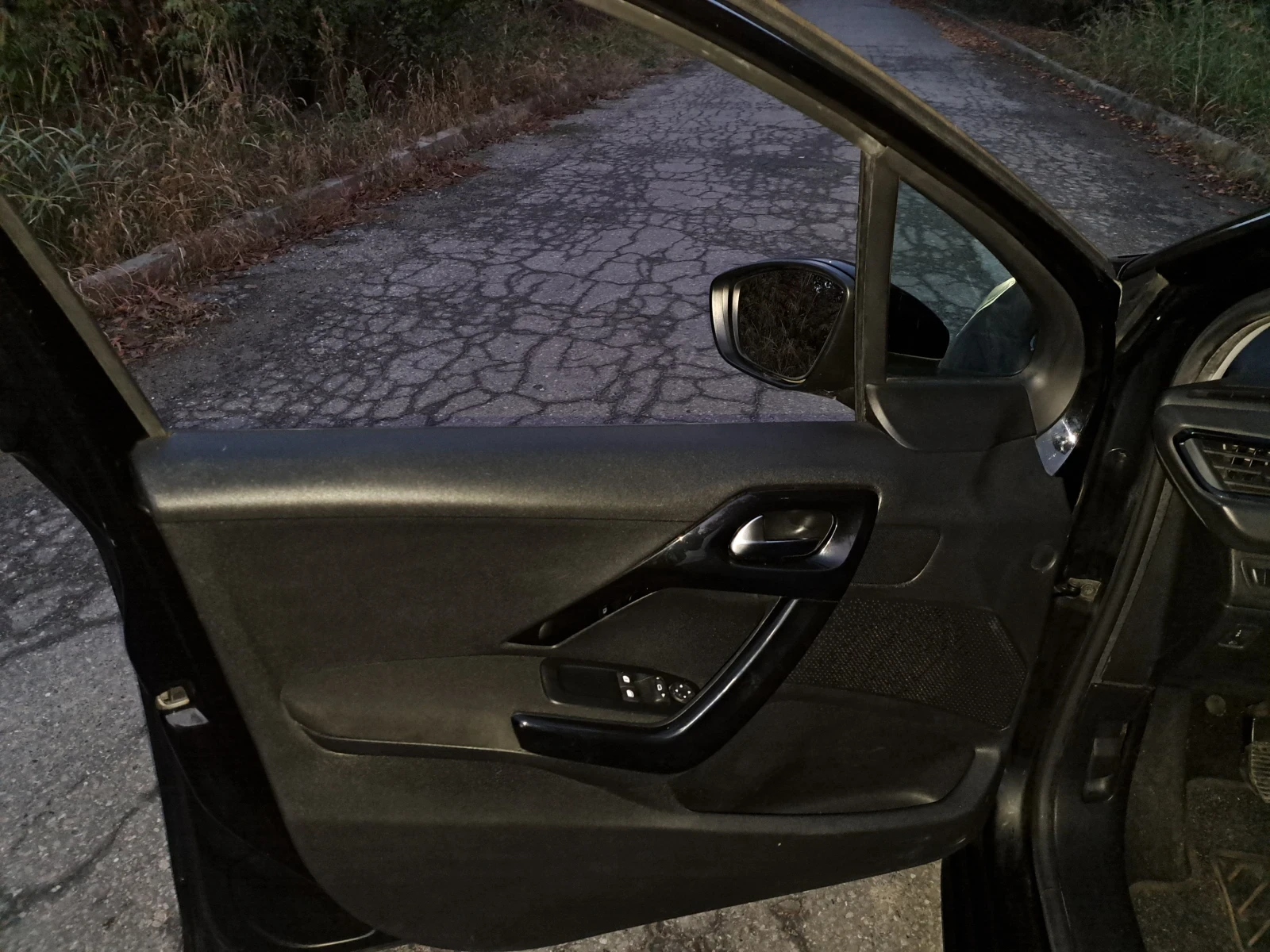 Peugeot 208 1, 6 hdi | Mobile.bg   8