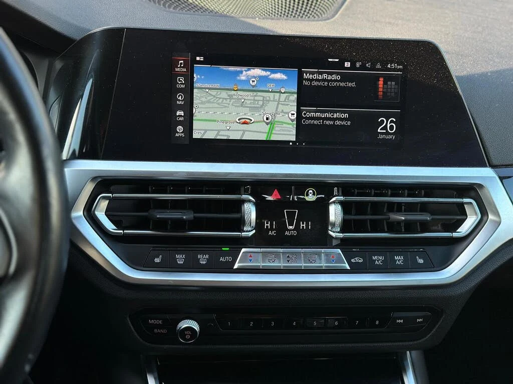 BMW 330 xDrive AWD АвтоКредит  (ЦЕНА ДО БГ), снимка 8 - Автомобили и джипове - 53728539