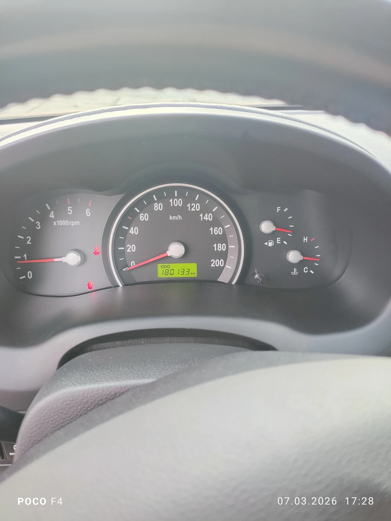 Kia Carnival, снимка 10 - Автомобили и джипове - 53818307