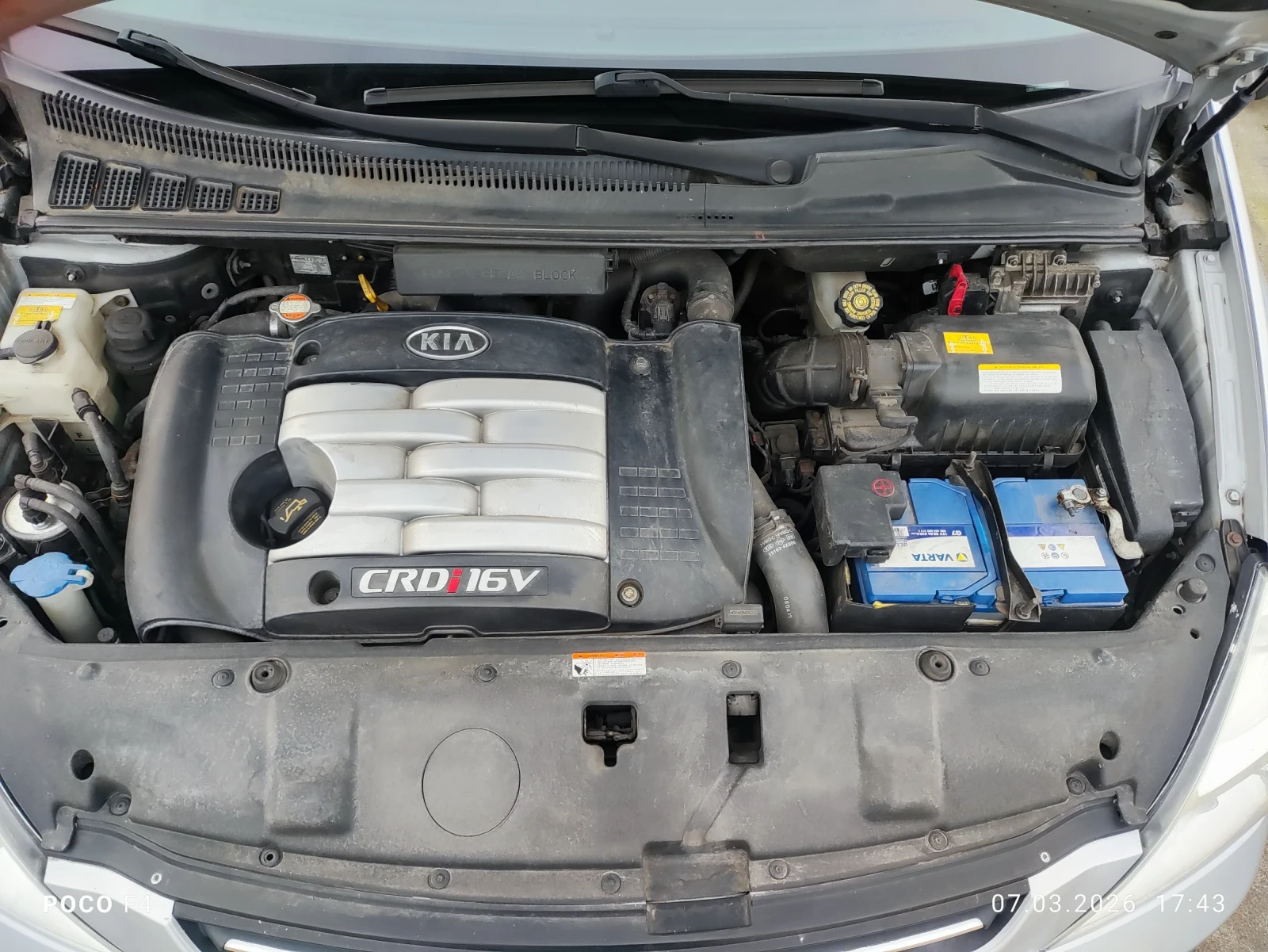 Kia Carnival, снимка 16 - Автомобили и джипове - 53818307