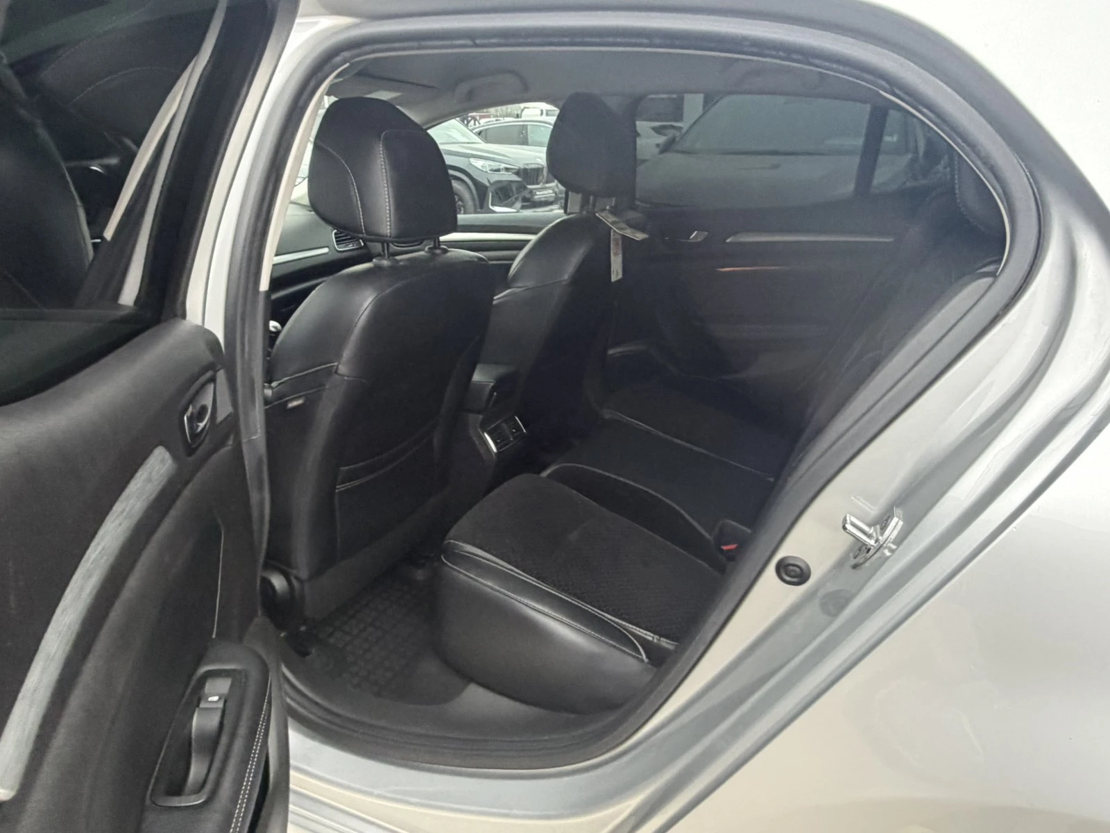 Renault Megane 1.6DCi/130k.c./Zen | Mobile.bg � ����������� 13