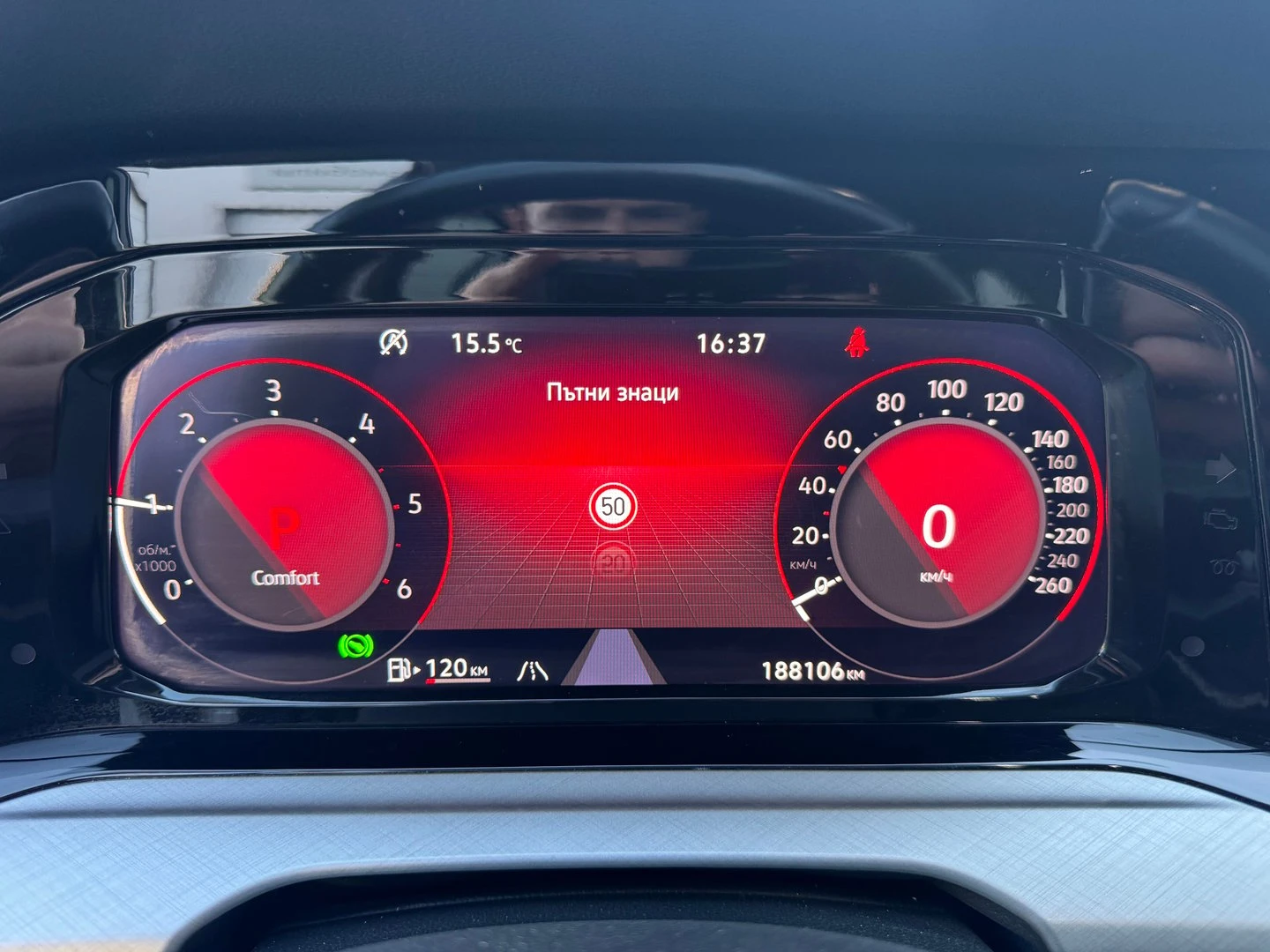 VW Golf, снимка 14 - Автомобили и джипове - 54353374