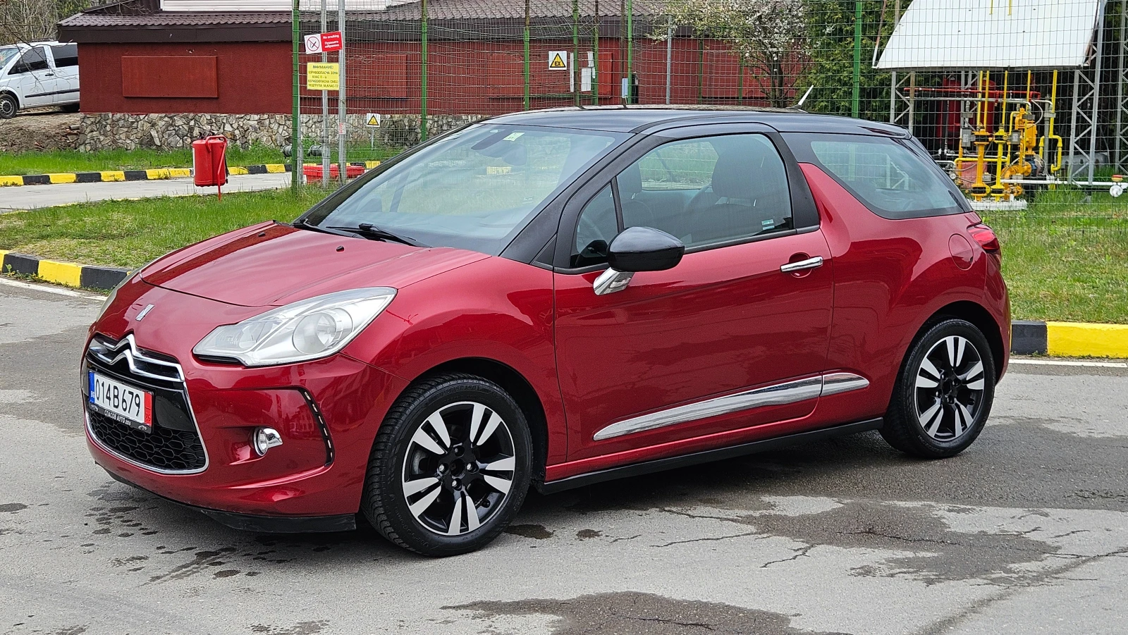 Citroen DS3 Hdi KLIMATRONIK/TOP SUSTOQNIE, снимка 2 - Автомобили и джипове - 54189219