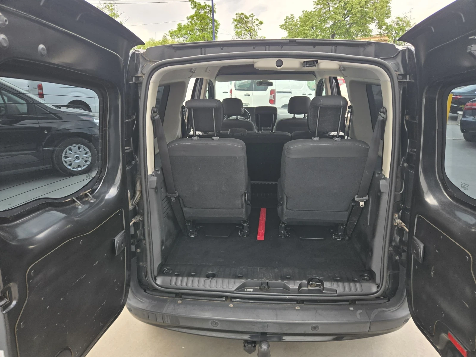 Mercedes-Benz Citan MAXI, снимка 12 - Автомобили и джипове - 54357634