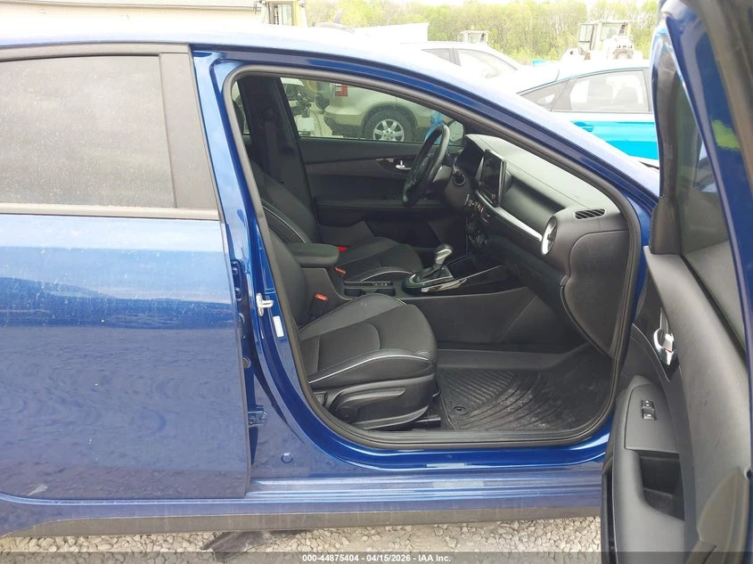 Kia Forte 2.0l Gt-Line, снимка 5 - Автомобили и джипове - 54568931