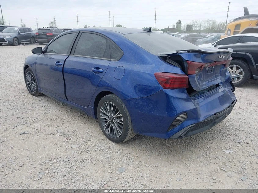 Kia Forte 2.0l Gt-Line, снимка 3 - Автомобили и джипове - 54568931