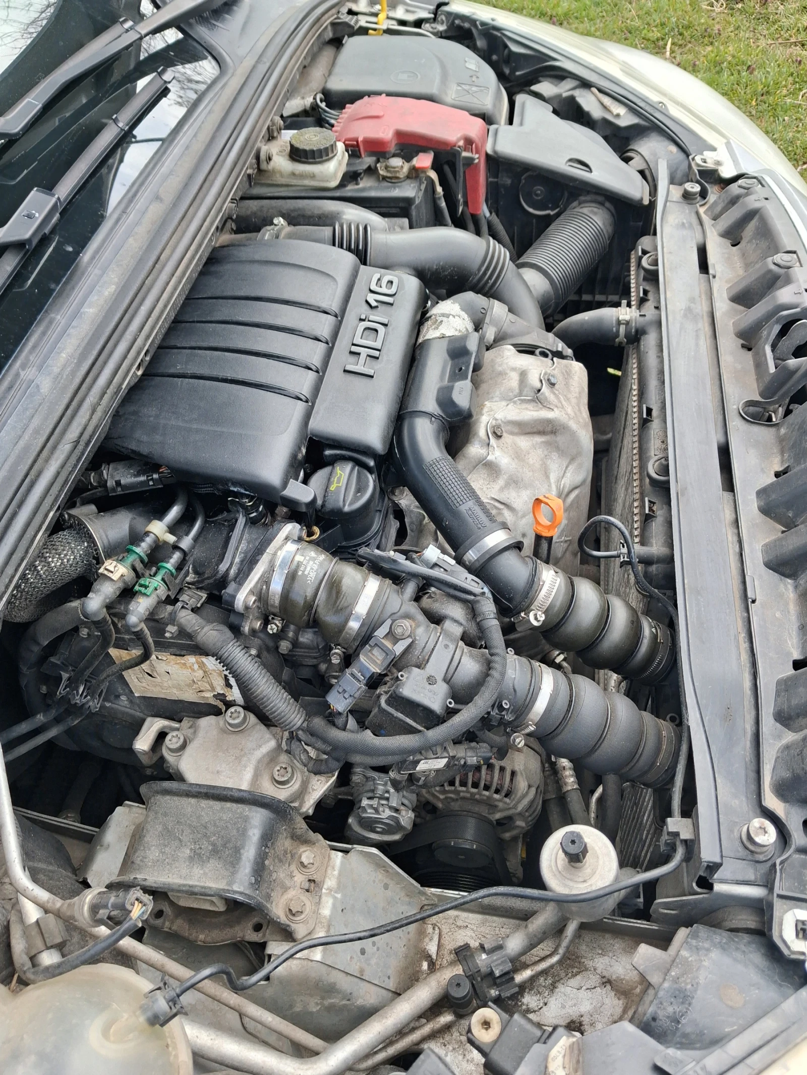 Peugeot 308 1.6 hdi, снимка 11 - Автомобили и джипове - 54658849