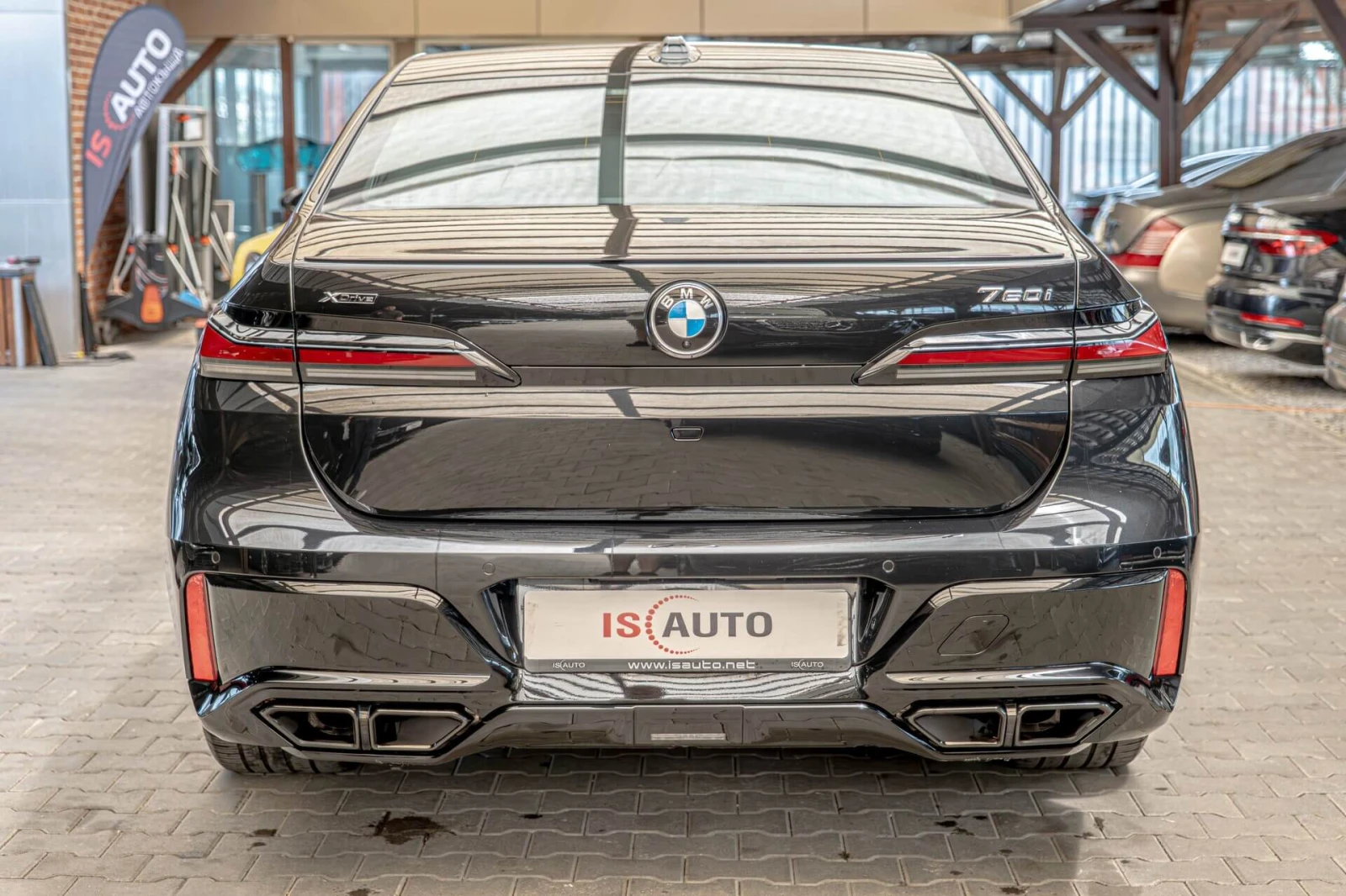 BMW 760 4.4i V8/M-Sport/Individual/Камера 360/Обдухване/Hu, снимка 4 - Автомобили и джипове - 54831385