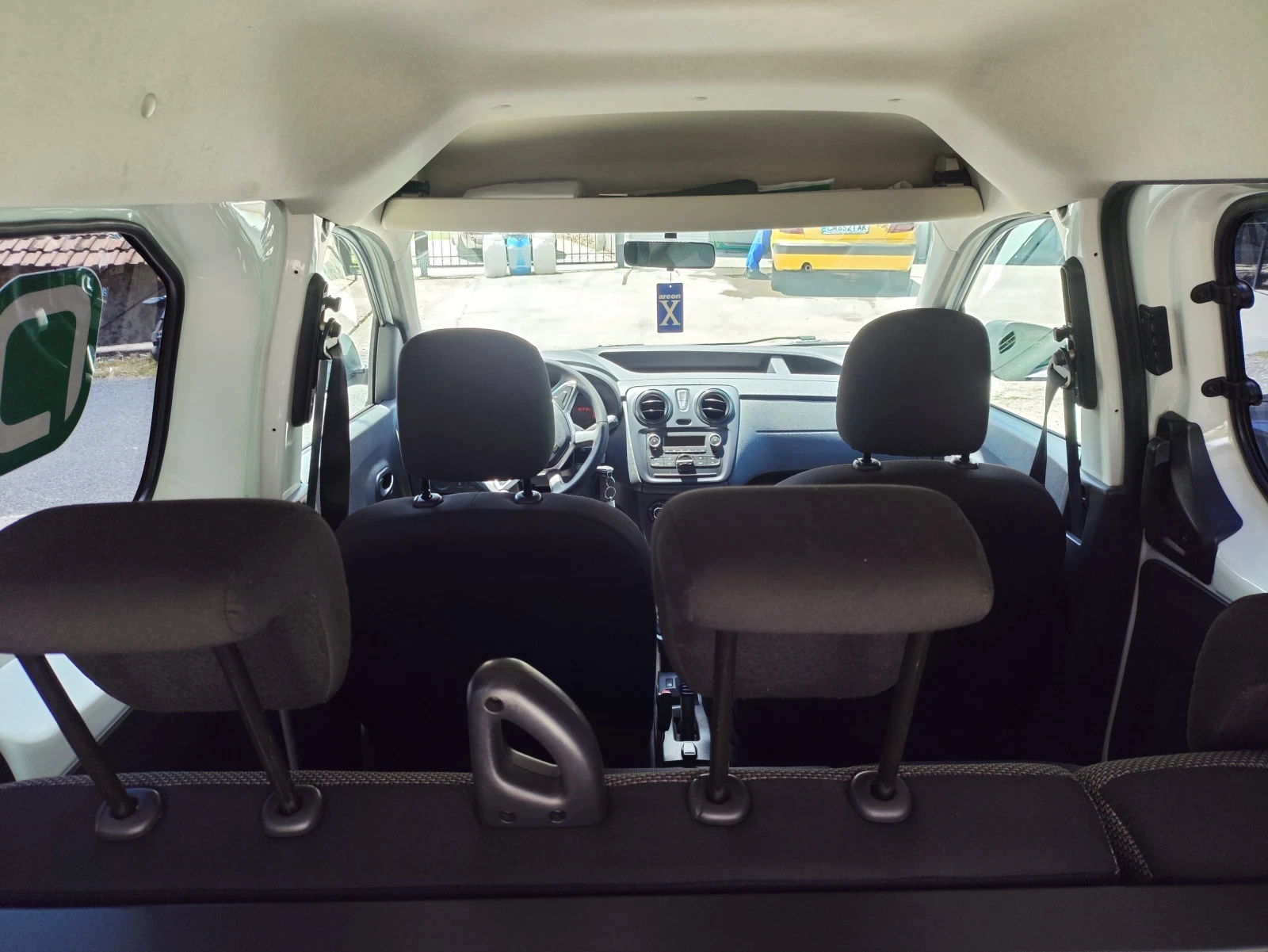 Dacia Dokker 1.6 Бензин/ Газ N1 94000км, снимка 6 - Автомобили и джипове - 55131162
