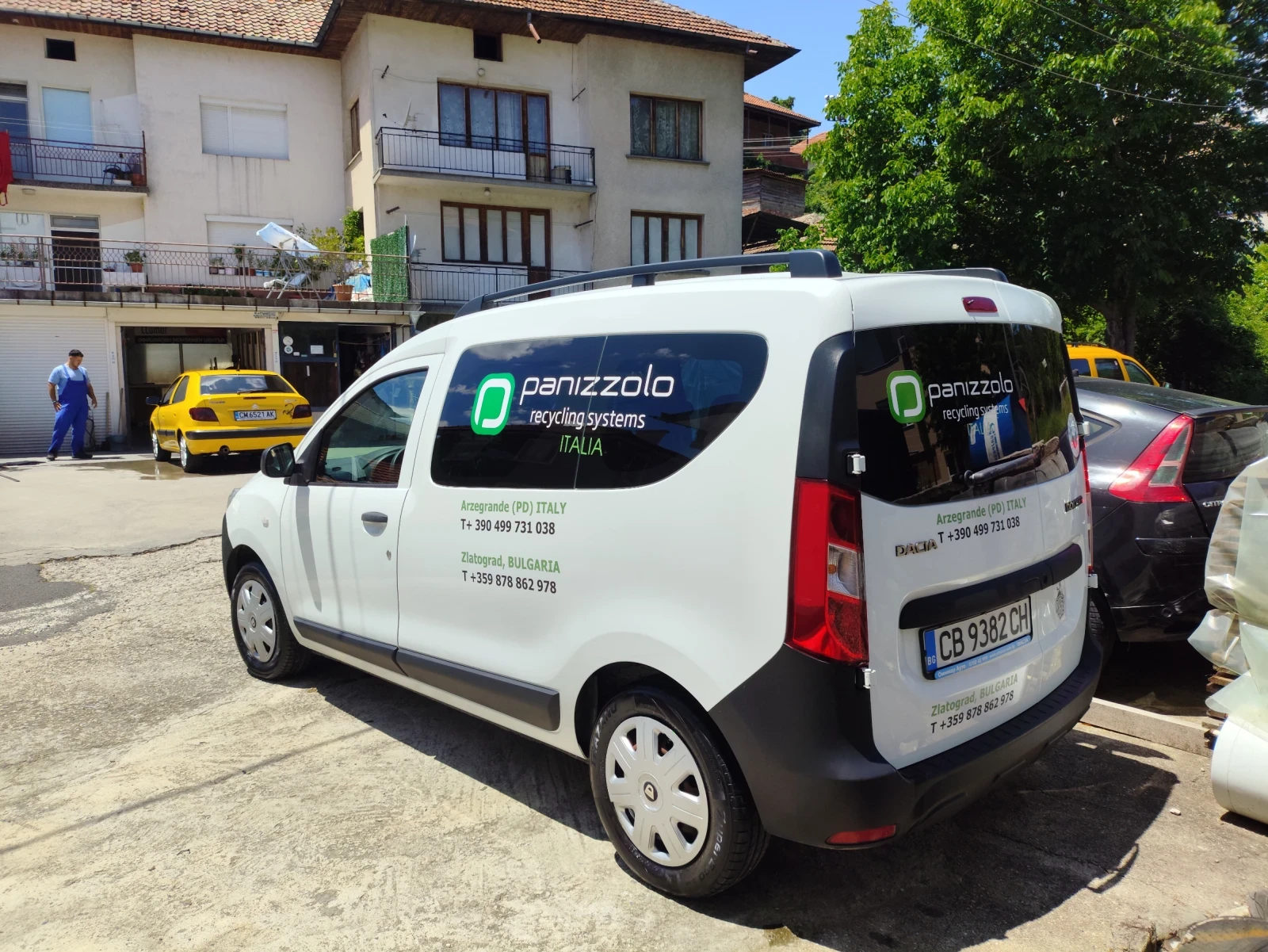Dacia Dokker 1.6 Бензин/ Газ N1 94000км, снимка 3 - Автомобили и джипове - 55131162