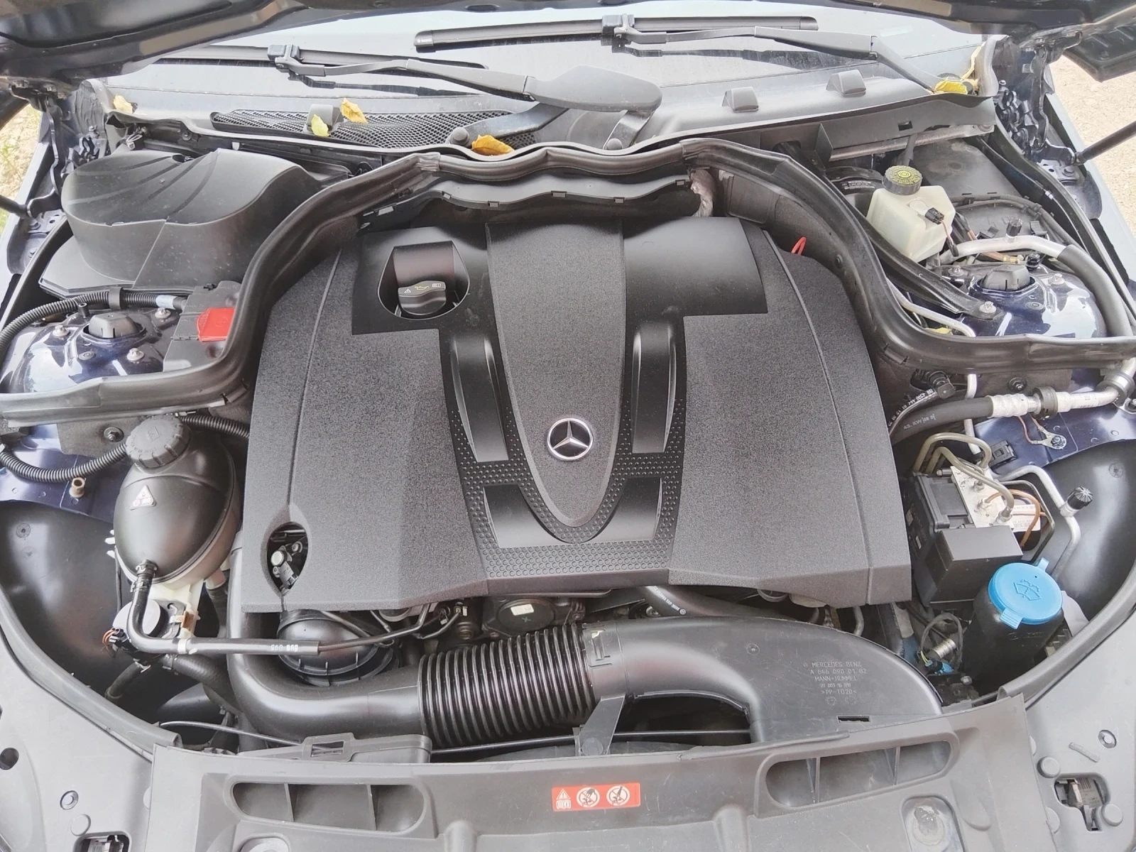 Mercedes-Benz C 220, снимка 2 - Автомобили и джипове - 55286048