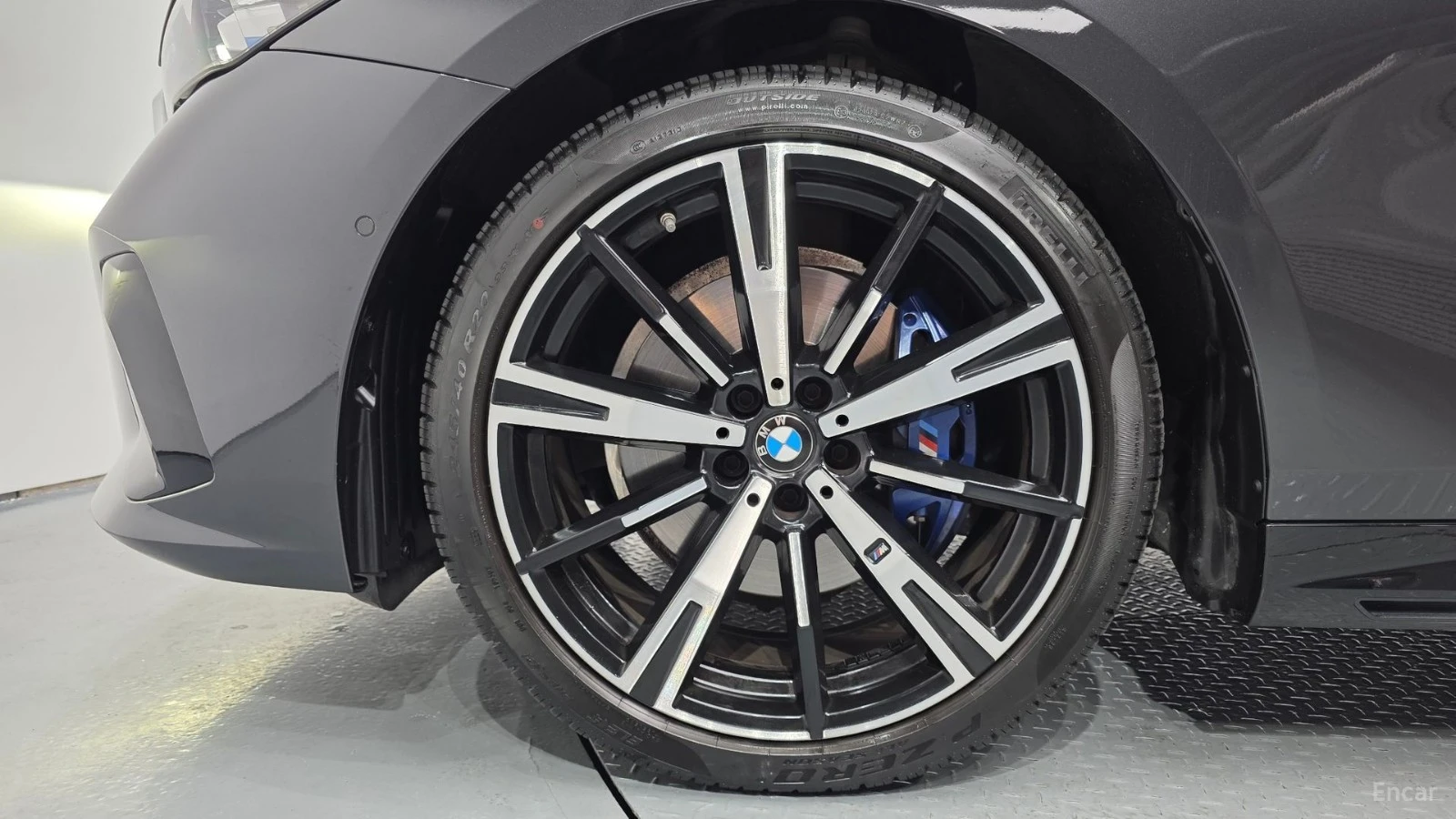 BMW 530 XDRIVE* MSPORT* DISTRONIC* ОБДУХВАНЕ* 360* HUD* , снимка 16 - Автомобили и джипове - 55533398
