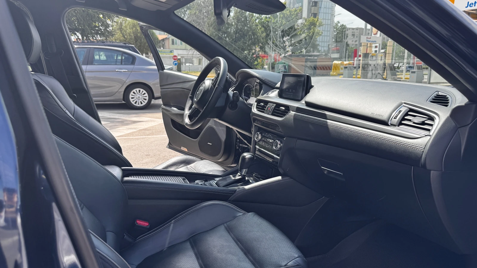 Mazda 6 2.5 Skyactiv-G AT | 109 000 км | BOSE | HUD | ACC , снимка 12 - Автомобили и джипове - 55897096