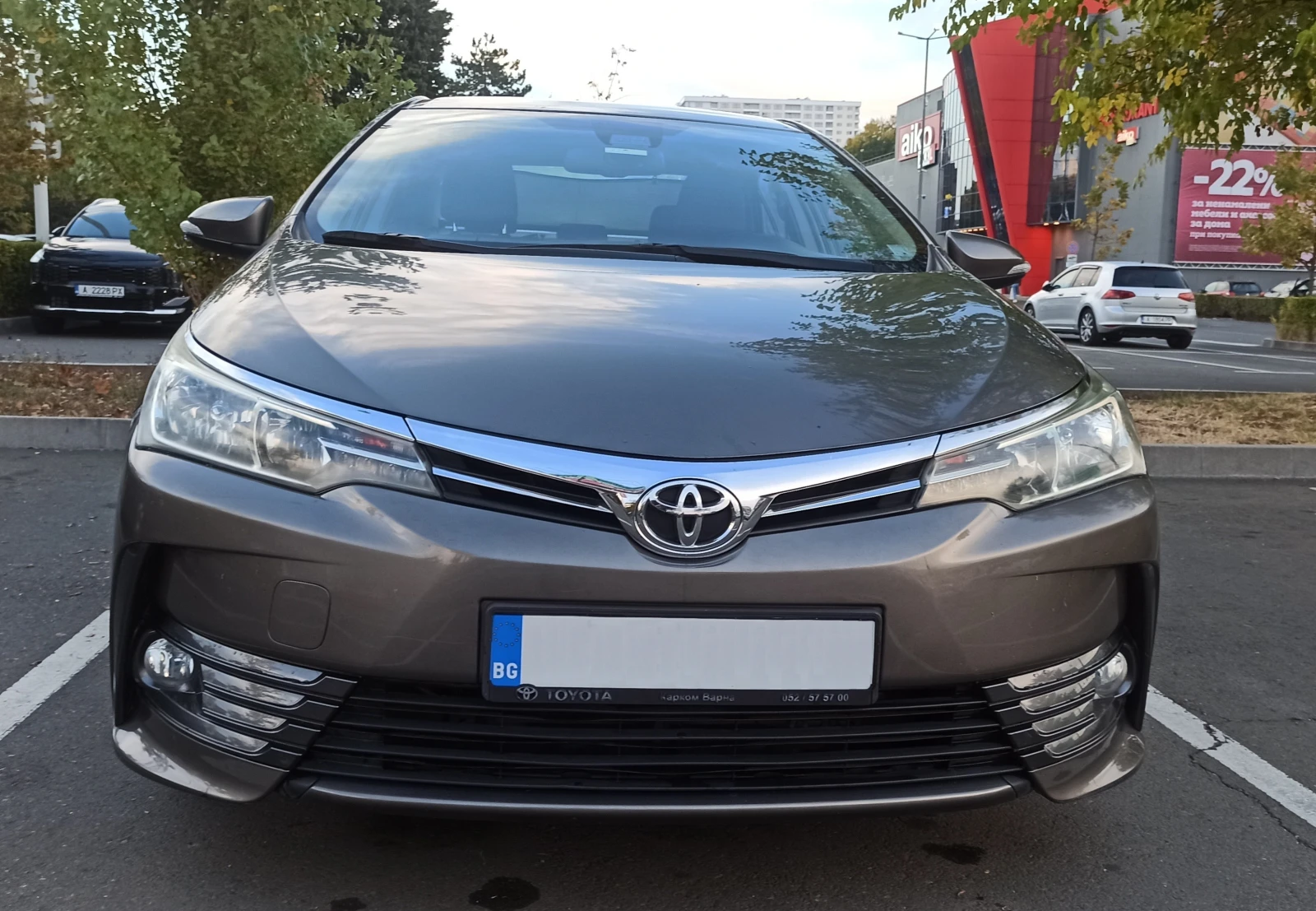 Toyota Corolla 1.6 VVti, снимка 2 - Автомобили и джипове - 56485126