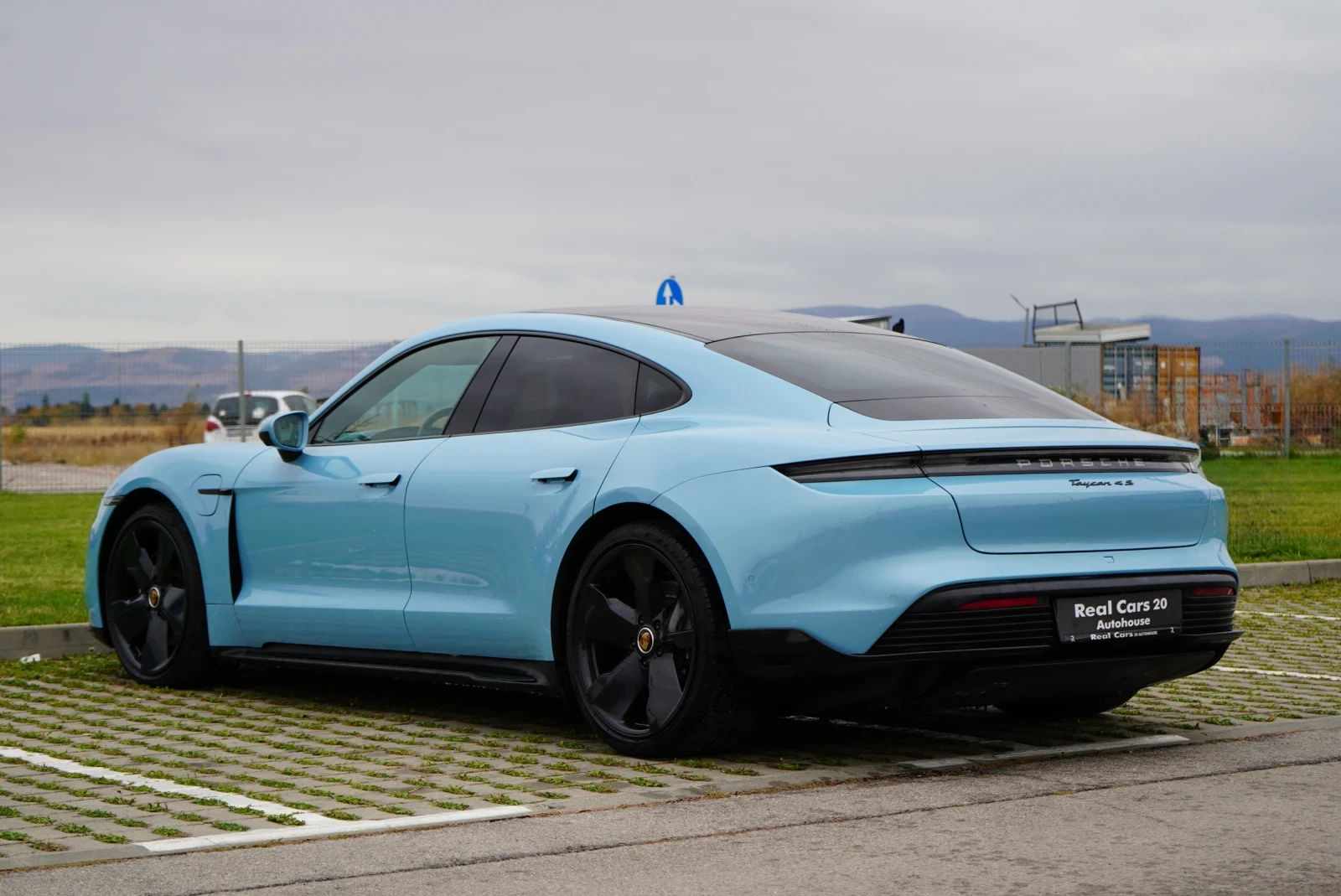 Porsche Taycan 4S* PERF* PDCC* SPORT CHRONO* MATRIX* DISTR* PANO | Mobile.bg � ����������� 6