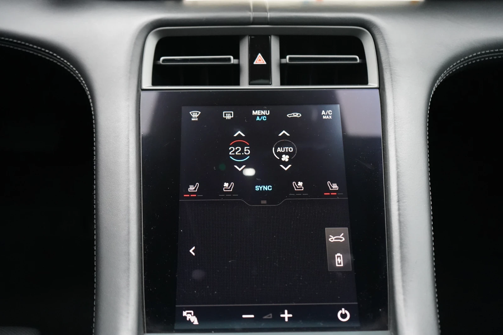 Porsche Taycan 4S* PERF* PDCC* SPORT CHRONO* MATRIX* DISTR* PANO | Mobile.bg � ����������� 13