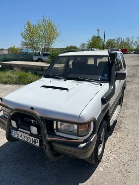 Opel Monterey