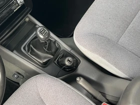 Kia Sportage 2.0i 4x4 НАПЪЛНО ОБСЛУЖЕН, снимка 10