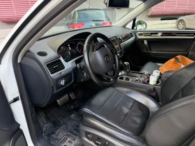 VW Touareg 4, 2 V8 R-line - 34000 лв. - 25062360 8