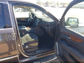 Cadillac Escalade LUXURY COLLECTION / КРАЙНА ЦЕНА - 38200 лв. / 19531.35 € - 68295754 7