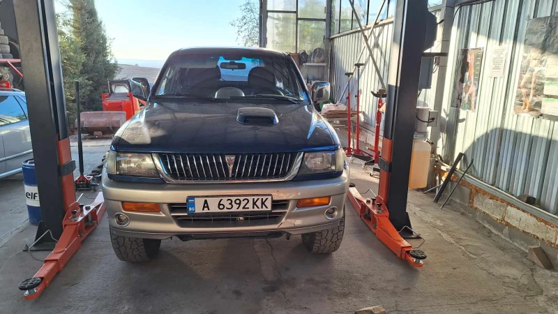 Mitsubishi L200, снимка 6 - Автомобили и джипове - 49600746