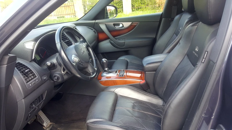 Infiniti Fx 50, снимка 10 - Автомобили и джипове - 53473785