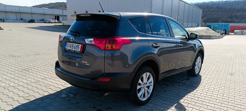 Toyota Rav4 2.2D-4D 4х4, снимка 4 - Автомобили и джипове - 53476700