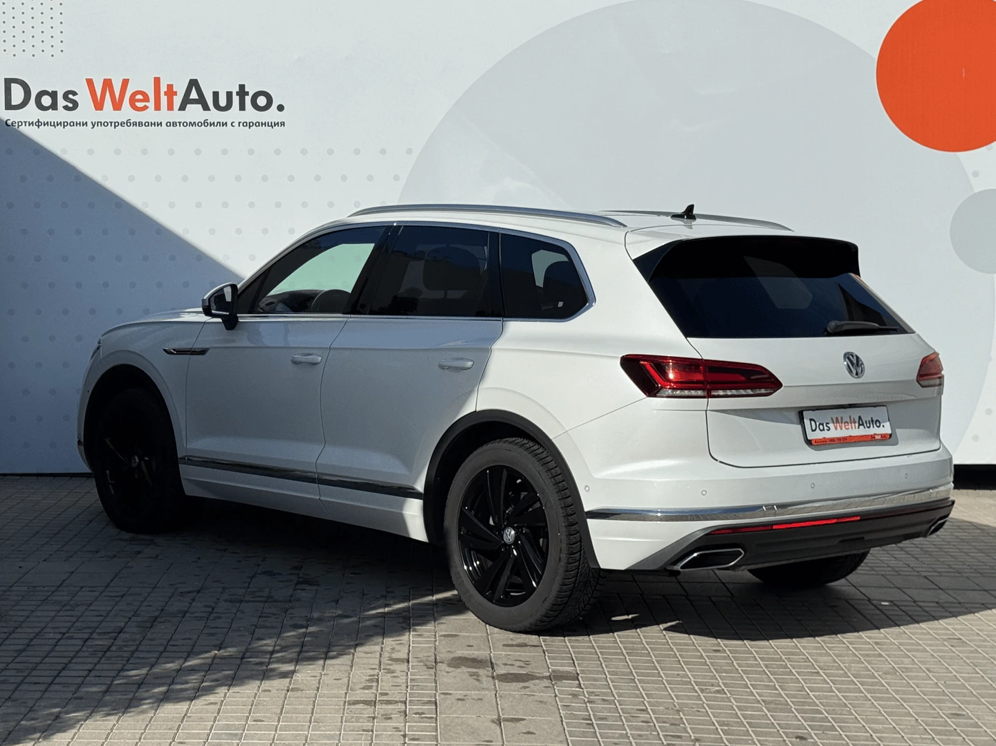 VW Touareg V6 TDI BMT 4MOTION - изображение 2