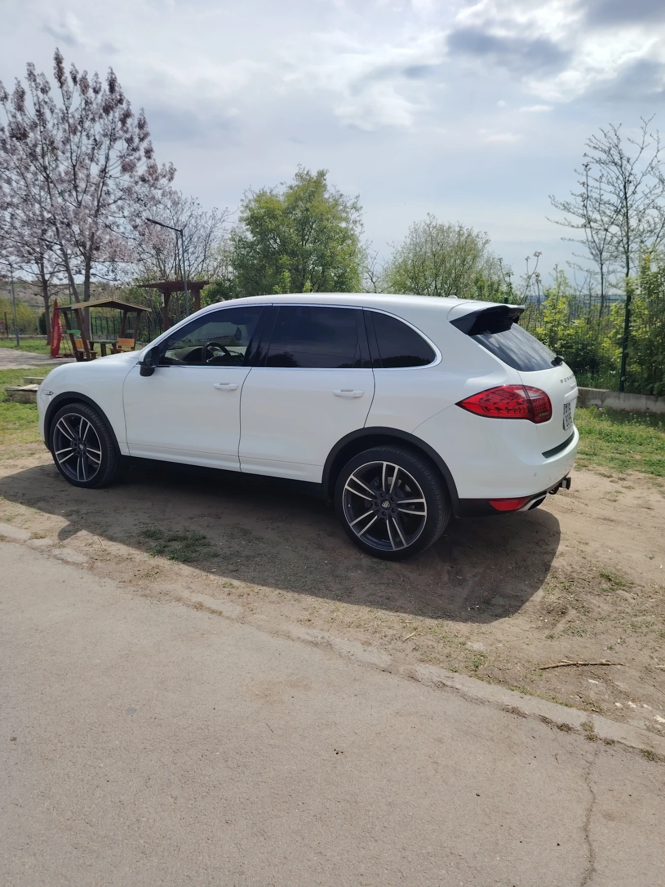 Porsche Cayenne  - изображение 4