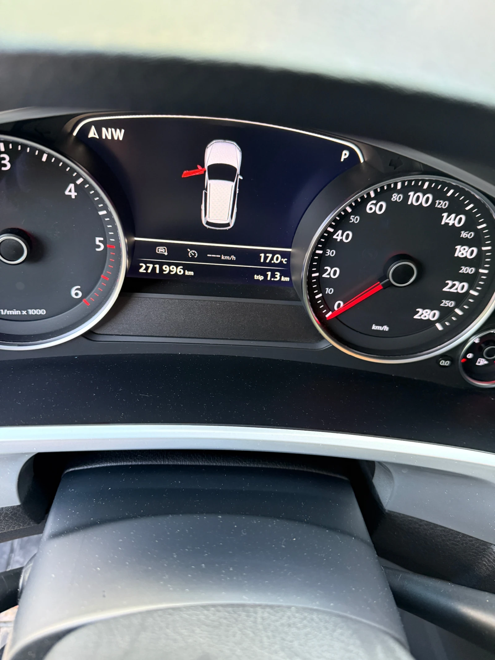 VW Touareg 4, 2 V8 R-line - изображение 7