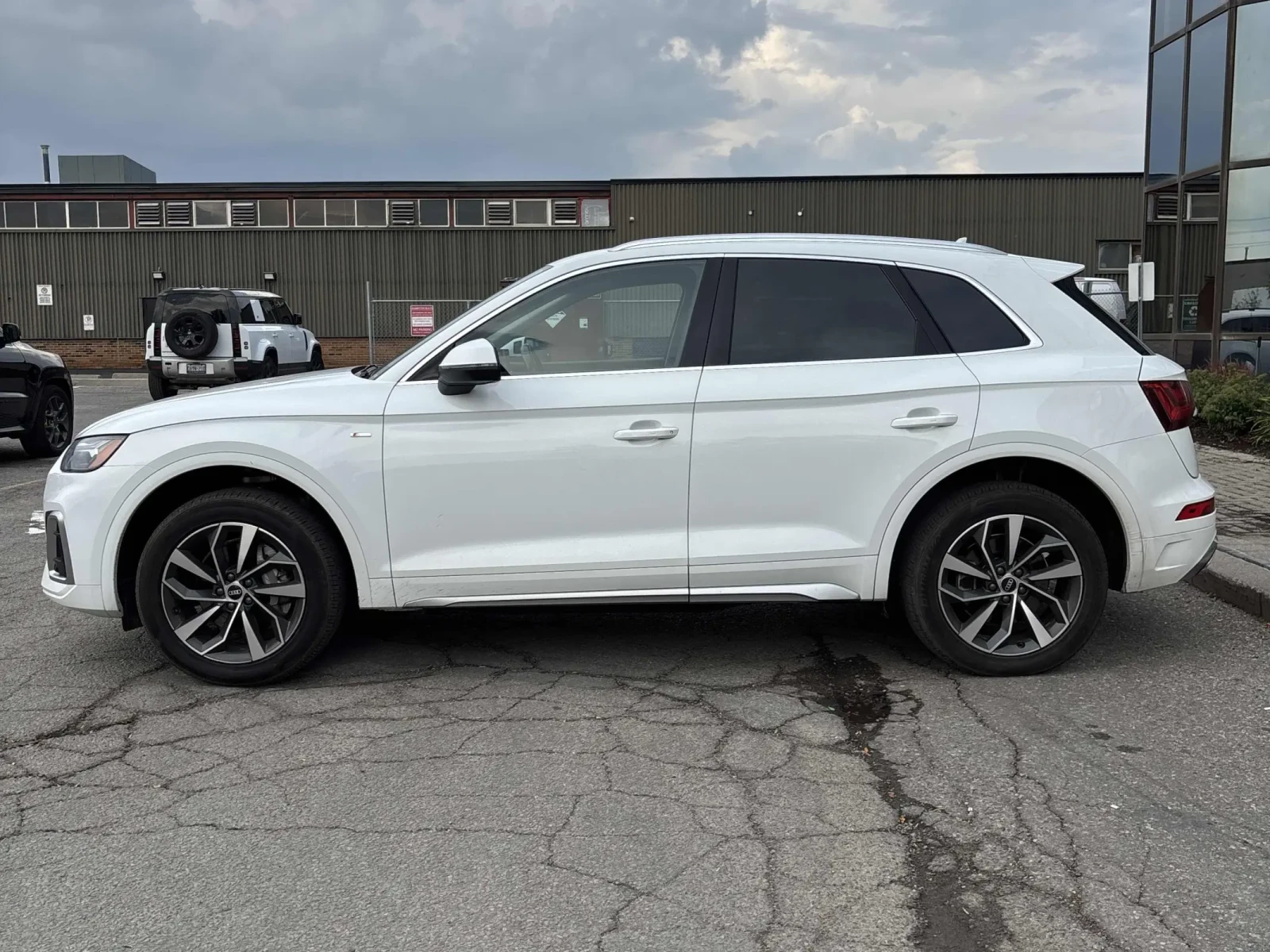 Audi Q5 * PROGRESSIV * CARFAX * БЕЗ ПЪРВОНАЧАЛНА ВНОСКА - изображение 5