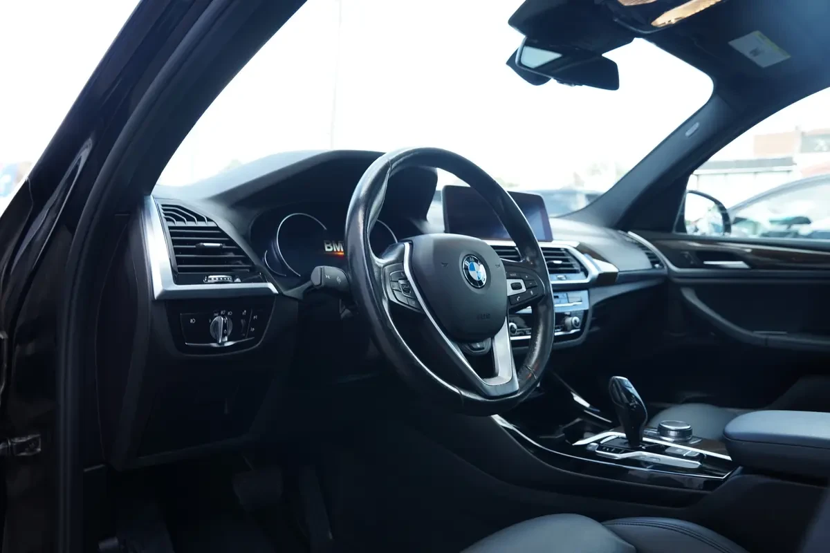 BMW X3 NO ACCIDENTS/ NAV/ CAMERA/ LEATHER/ PANO - изображение 8