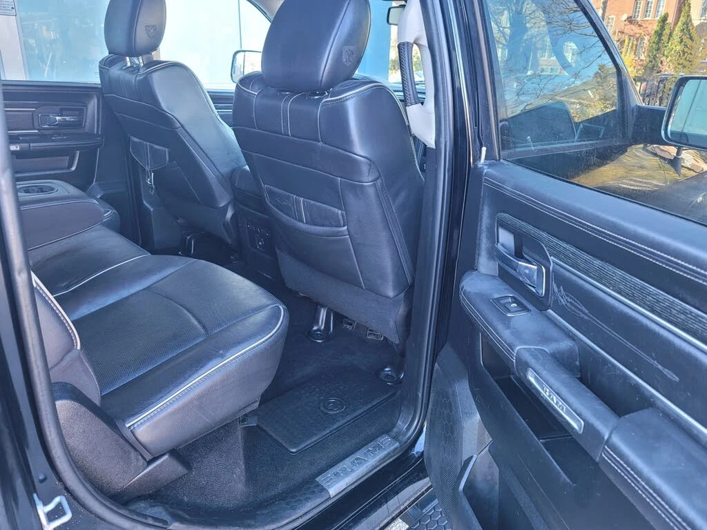 Dodge RAM 1500 Laramie Limited CAM* ПОДГРЕВ* ОБДУХВАНЕ* KEYLESS*  - изображение 9