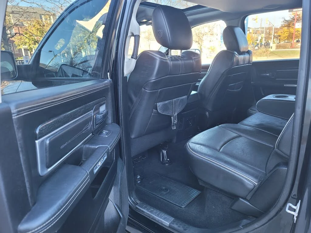 Dodge RAM 1500 Laramie Limited CAM* ПОДГРЕВ* ОБДУХВАНЕ* KEYLESS*  - изображение 10