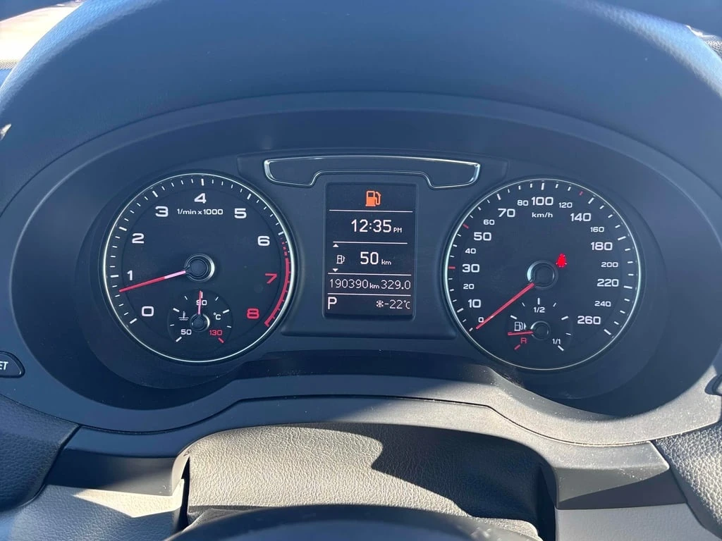 Audi Q3 * quattro 4dr 2.0T Komfort * CARFAX *  - изображение 8