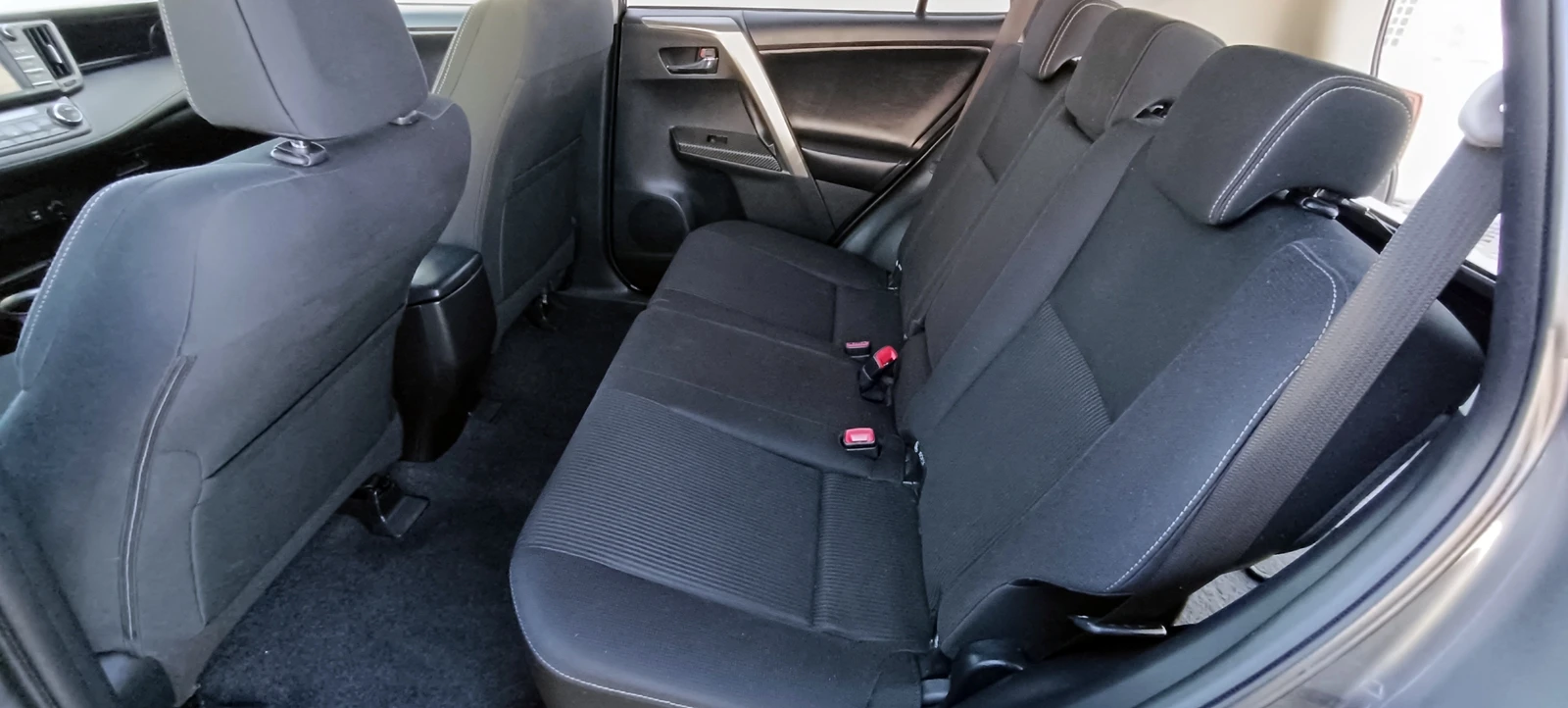 Toyota Rav4 2.2D-4D 4�4 | Mobile.bg � ����������� 13